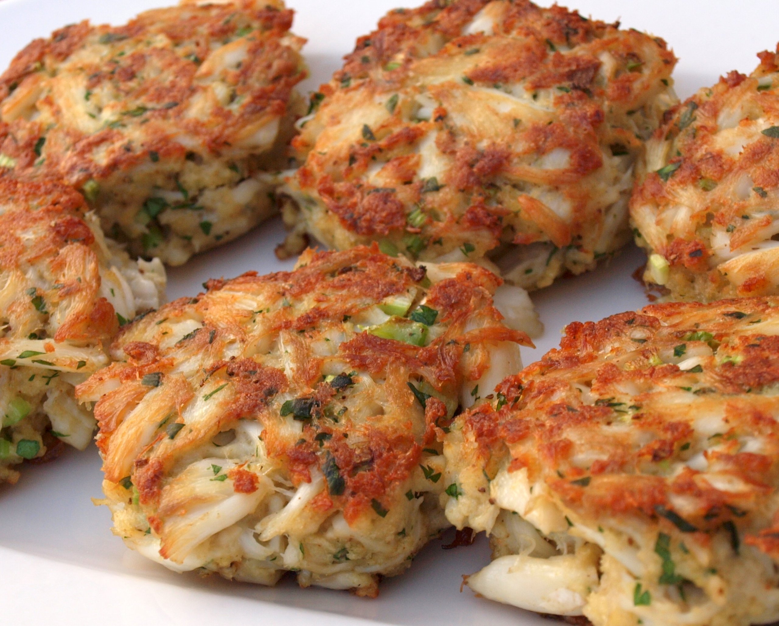 can you use claw meat for crab cakes
